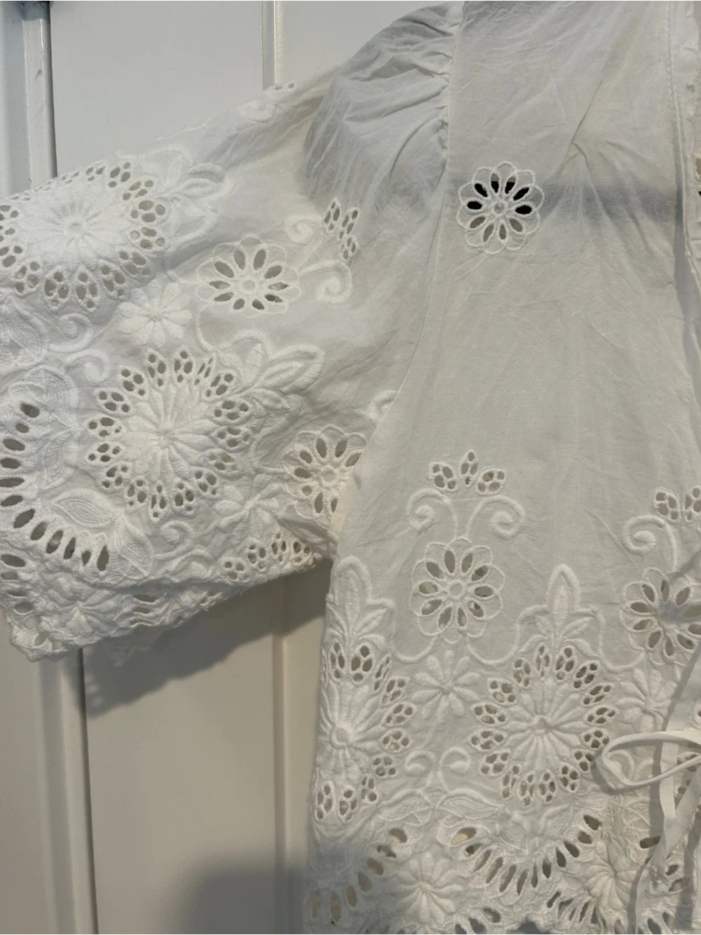 Anthropologie White Floral Eyelet Crop Tie Front Top one size